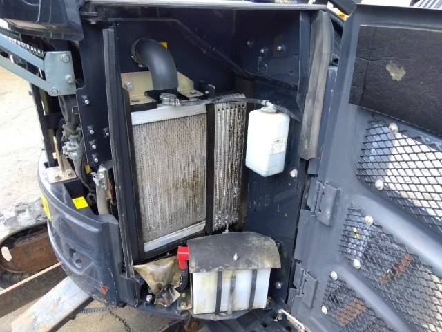 日立ミニユンボ（ミニバックホー）[写真26]