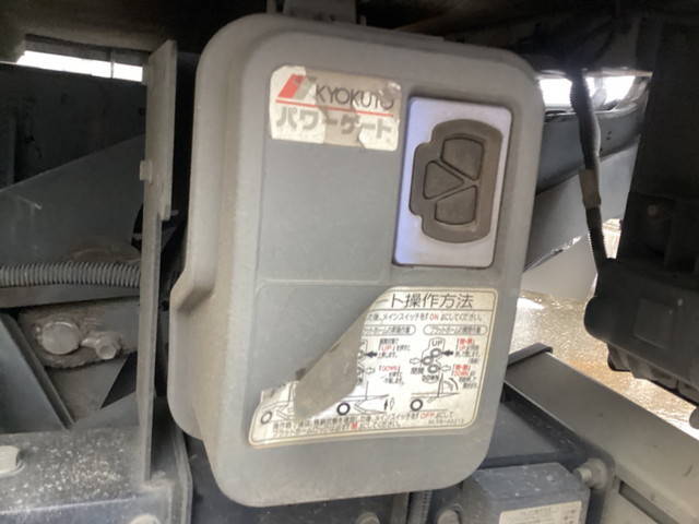 いすゞエルフアルミブロック小型（2t・3t）[写真17]