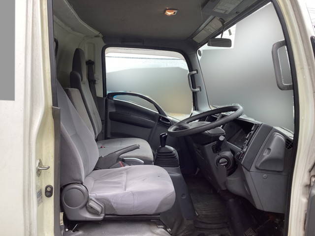 いすゞエルフアルミブロック小型（2t・3t）[写真28]