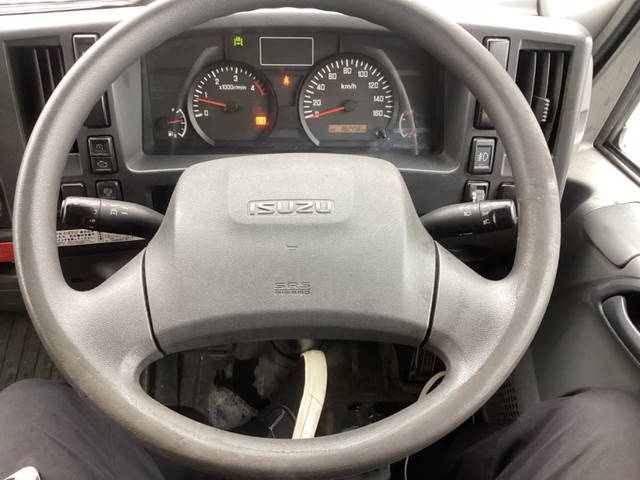 いすゞエルフアルミブロック小型（2t・3t）[写真32]