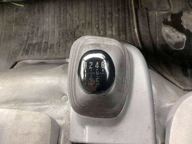 いすゞエルフアルミブロック小型（2t・3t）[写真34]