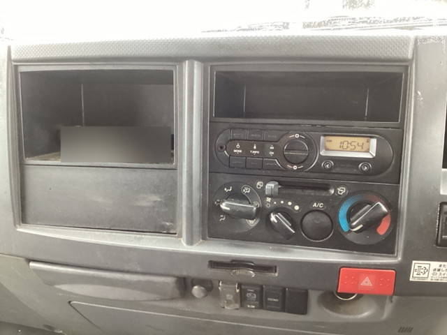 いすゞエルフアルミブロック小型（2t・3t）[写真35]