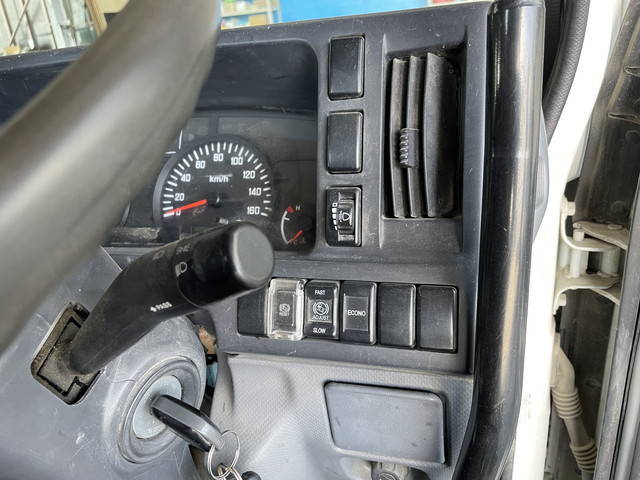 いすゞエルフダンプ小型（2t・3t）[写真34]