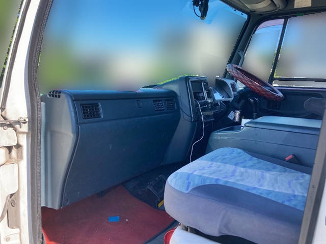 UDトラックスコンドルアルミバン中型（4t）[写真29]