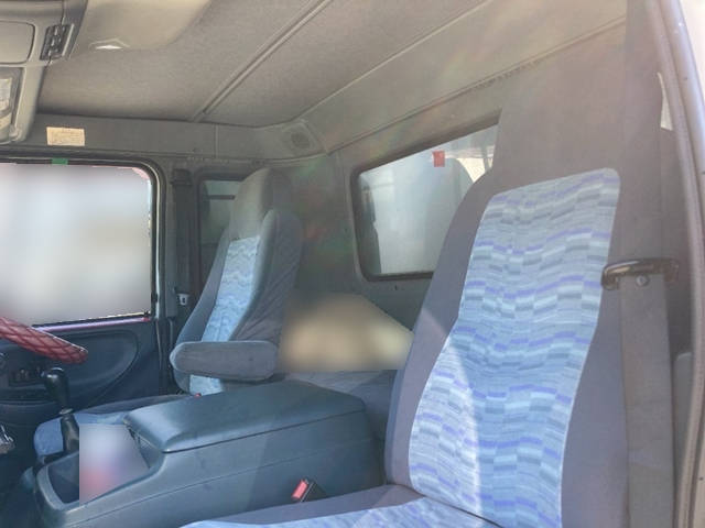 UDトラックスコンドルアルミバン中型（4t）[写真30]