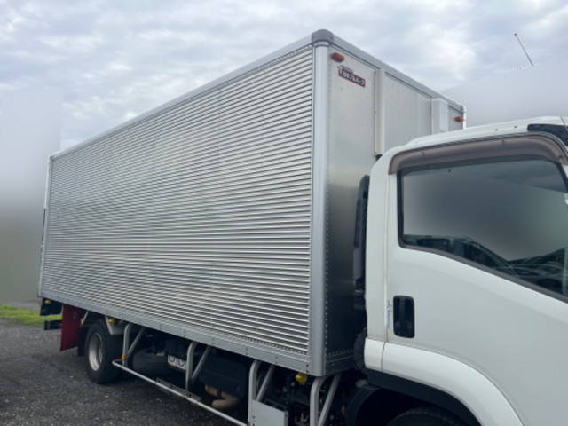 いすゞフォワード冷凍車（冷蔵車）中型（4t）[写真16]