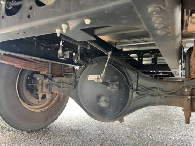 いすゞフォワード冷凍車（冷蔵車）中型（4t）[写真21]