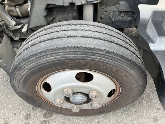 三菱ふそうキャンタークレーン3段小型（2t・3t）[写真10]