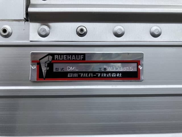 いすゞギガアルミウイング大型（10t）[写真11]