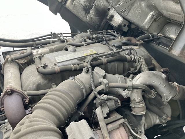 いすゞギガアルミウイング大型（10t）[写真21]