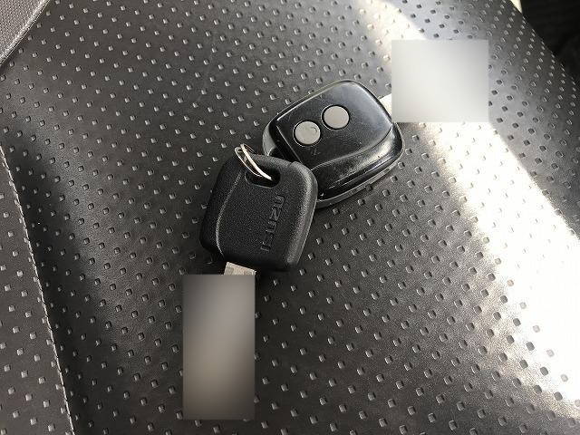 いすゞエルフ平ボディ小型（2t・3t）[写真18]