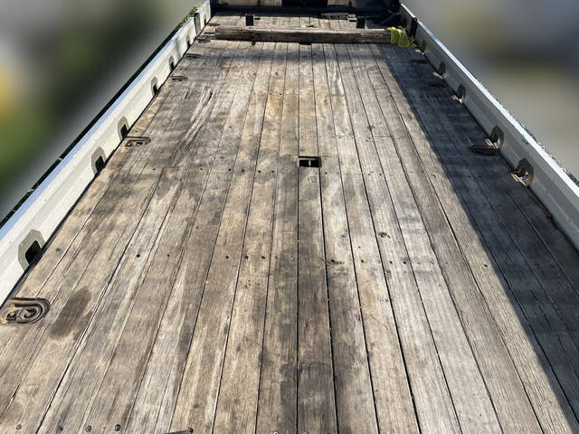 三菱ふそうスーパーグレートセーフティローダー大型（10t）[写真12]