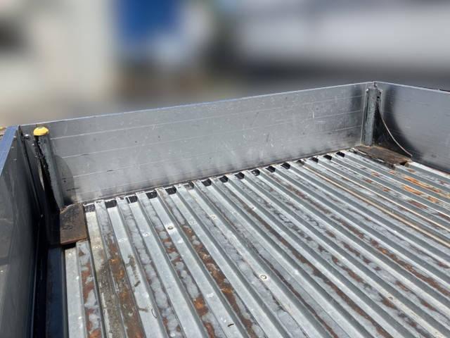 いすゞエルフアルミブロック小型（2t・3t）[写真10]