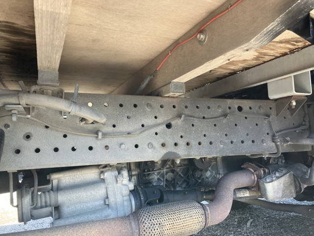 いすゞエルフアルミブロック小型（2t・3t）[写真15]