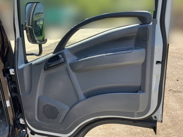 いすゞエルフアルミブロック小型（2t・3t）[写真21]