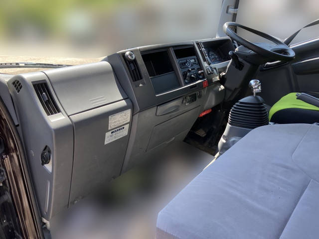 いすゞエルフアルミブロック小型（2t・3t）[写真24]