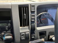 いすゞエルフアルミブロック小型（2t・3t）[写真30]