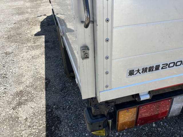 いすゞエルフアルミブロック小型（2t・3t）[写真07]