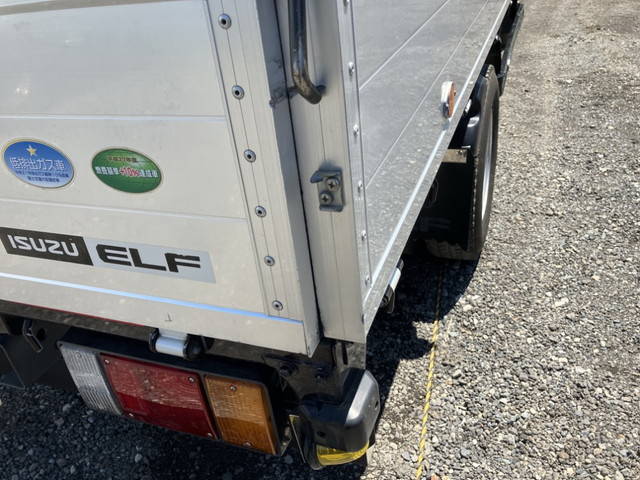 いすゞエルフアルミブロック小型（2t・3t）[写真08]