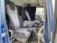 UDトラックスコンドルセルフクレーン4段増トン（6t・8t）[写真33]