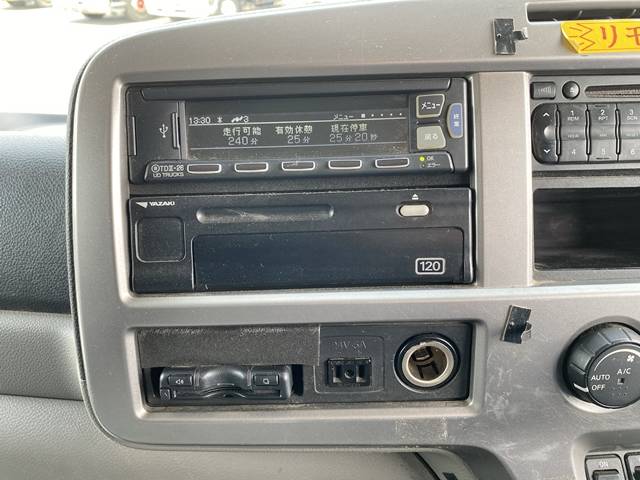 UDトラックスコンドルセルフクレーン4段増トン（6t・8t）[写真37]