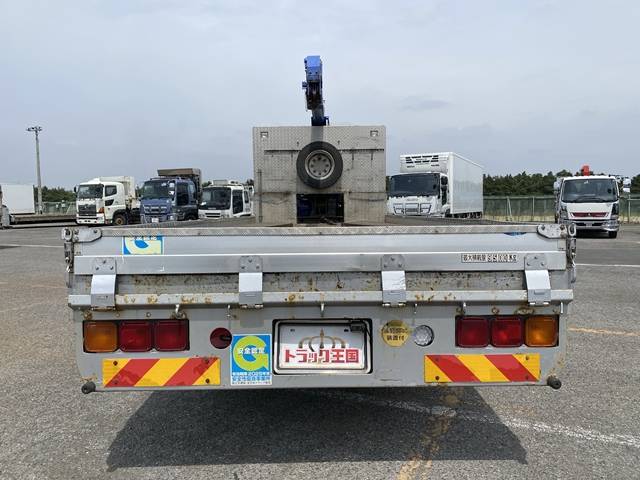 UDトラックスコンドルセルフクレーン4段増トン（6t・8t）[写真09]