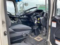 日野レンジャーアルミウイング中型（4t）[写真32]