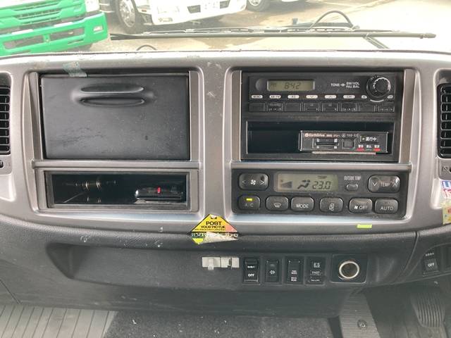 日野レンジャーアルミウイング中型（4t）[写真35]