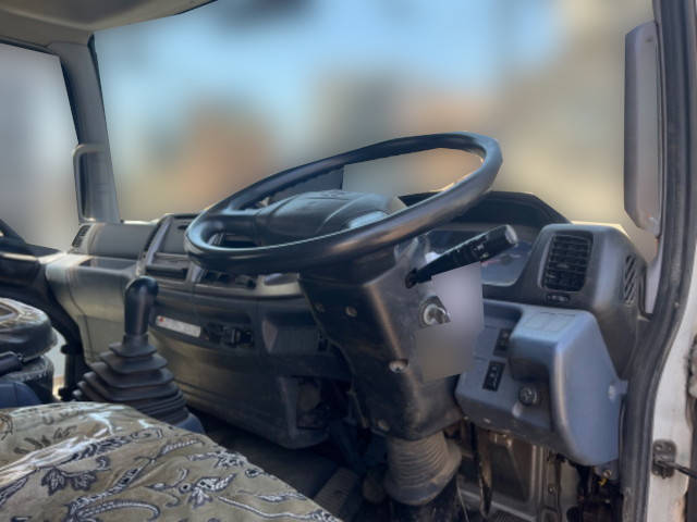 日野レンジャーダンプ中型（4t）[写真28]