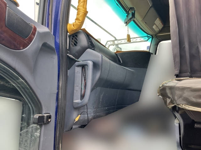 日野プロフィアダンプ大型（10t）[写真28]