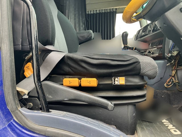 日野プロフィアダンプ大型（10t）[写真30]