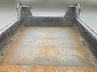 日野プロフィアダンプ大型（10t）[写真09]