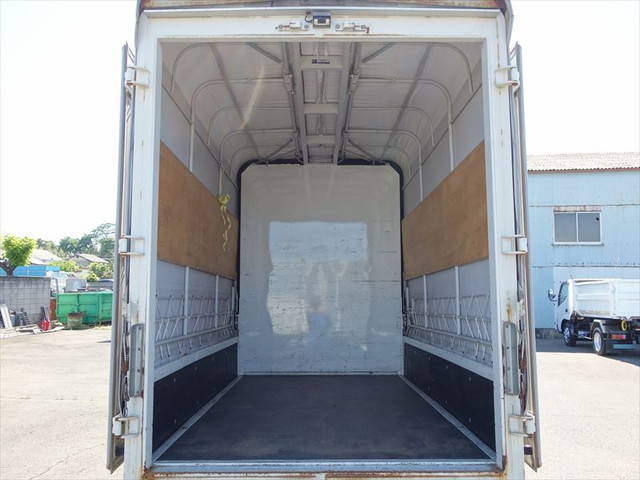 いすゞエルフ幌ウイング小型（2t・3t）[写真12]