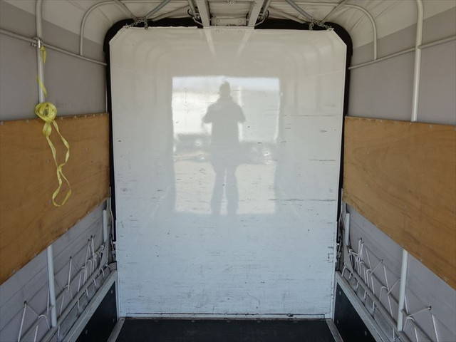 いすゞエルフ幌ウイング小型（2t・3t）[写真14]