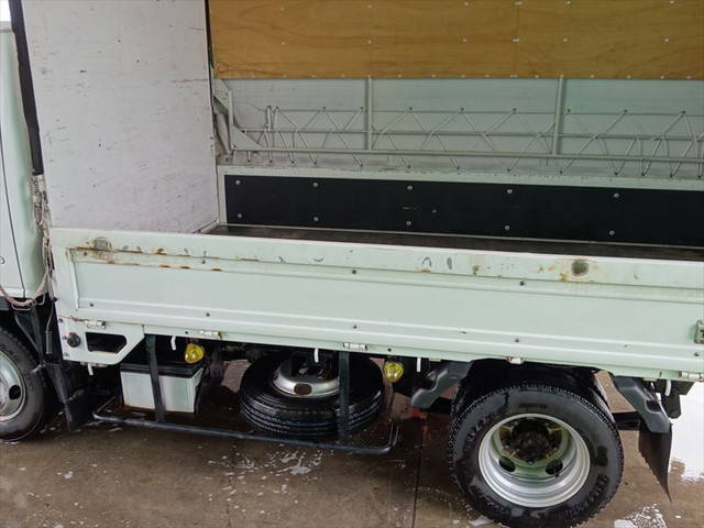 いすゞエルフ幌ウイング小型（2t・3t）[写真16]