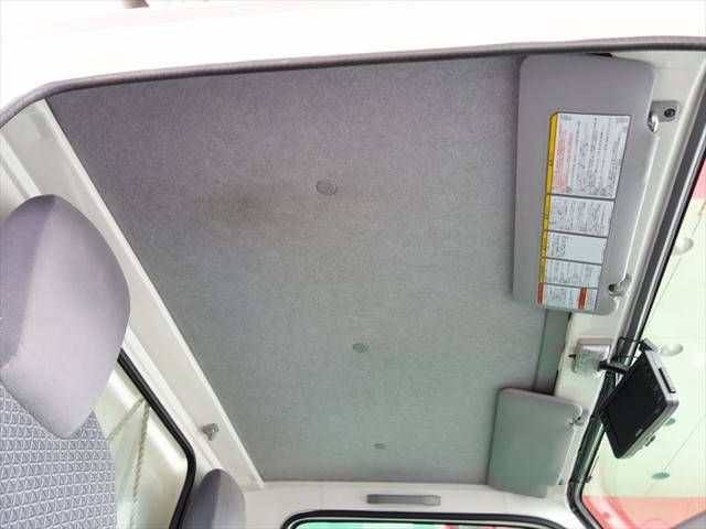 いすゞエルフ幌ウイング小型（2t・3t）[写真19]