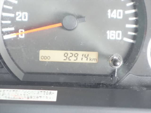 いすゞエルフ幌ウイング小型（2t・3t）[写真20]