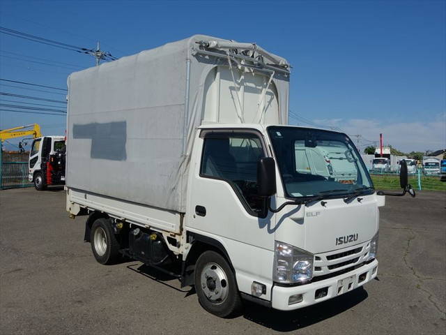 いすゞエルフ幌ウイング小型（2t・3t）[写真03]