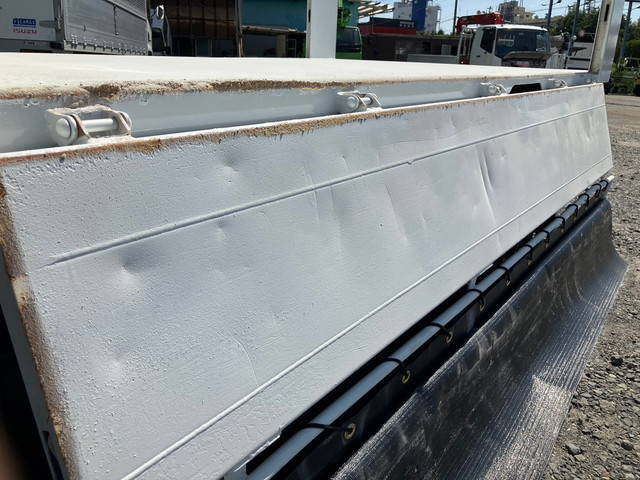 三菱ふそうキャンターダンプ小型（2t・3t）[写真14]