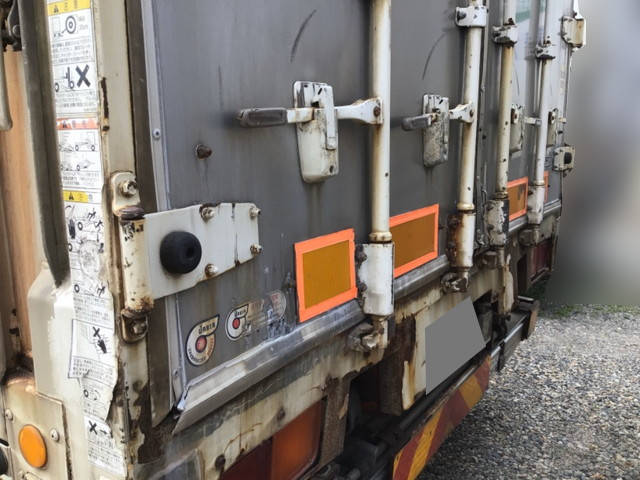 いすゞギガ冷蔵冷凍ウイング大型（10t）[写真05]