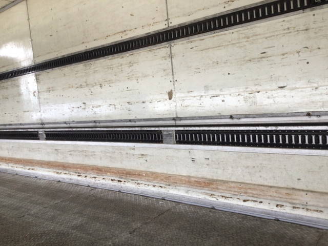 いすゞギガ冷蔵冷凍ウイング大型（10t）[写真08]