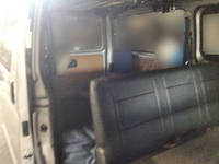 トヨタハイエースバン小型（2t・3t）[写真03]