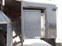 いすゞエルフ平ボディ小型（2t・3t）[写真06]