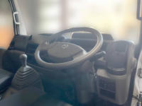 日産アトラス平ボディ小型（2t・3t）[写真20]