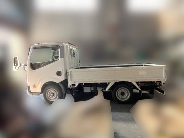 日産アトラス平ボディ小型（2t・3t）[写真06]