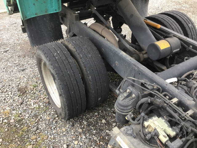 三菱ふそうキャンターダンプ小型（2t・3t）[写真18]