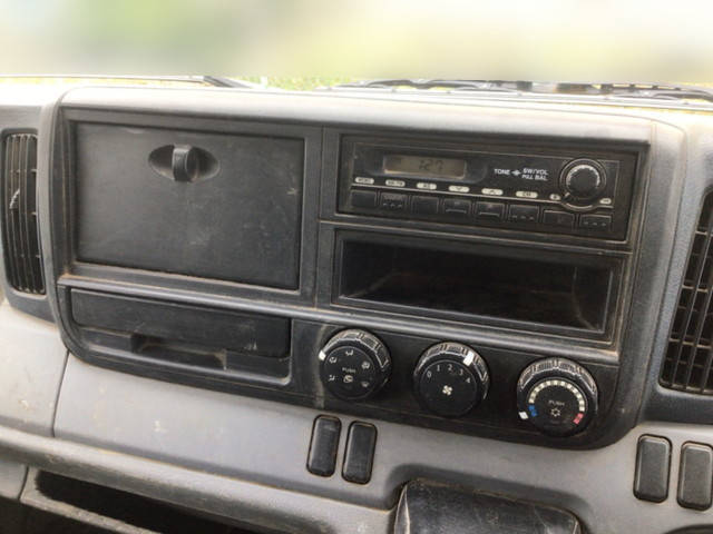 三菱ふそうキャンターダンプ小型（2t・3t）[写真30]