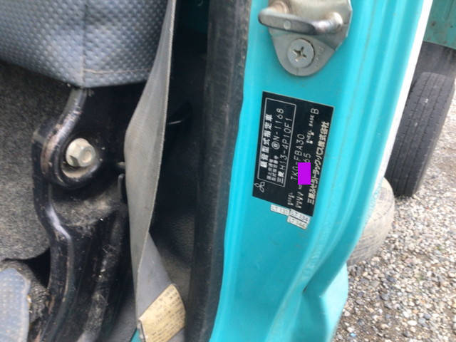 三菱ふそうキャンターダンプ小型（2t・3t）[写真33]