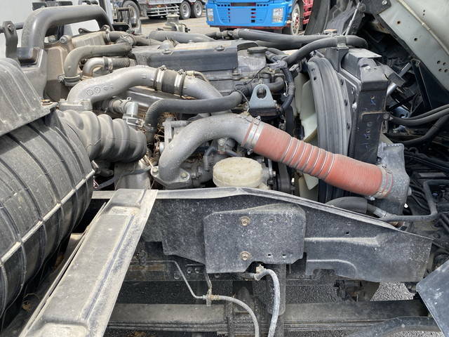 いすゞフォワード冷凍車（冷蔵車）増トン（6t・8t）[写真23]