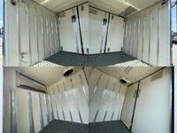 いすゞエルフ冷凍車（冷蔵車）小型（2t・3t）[写真14]